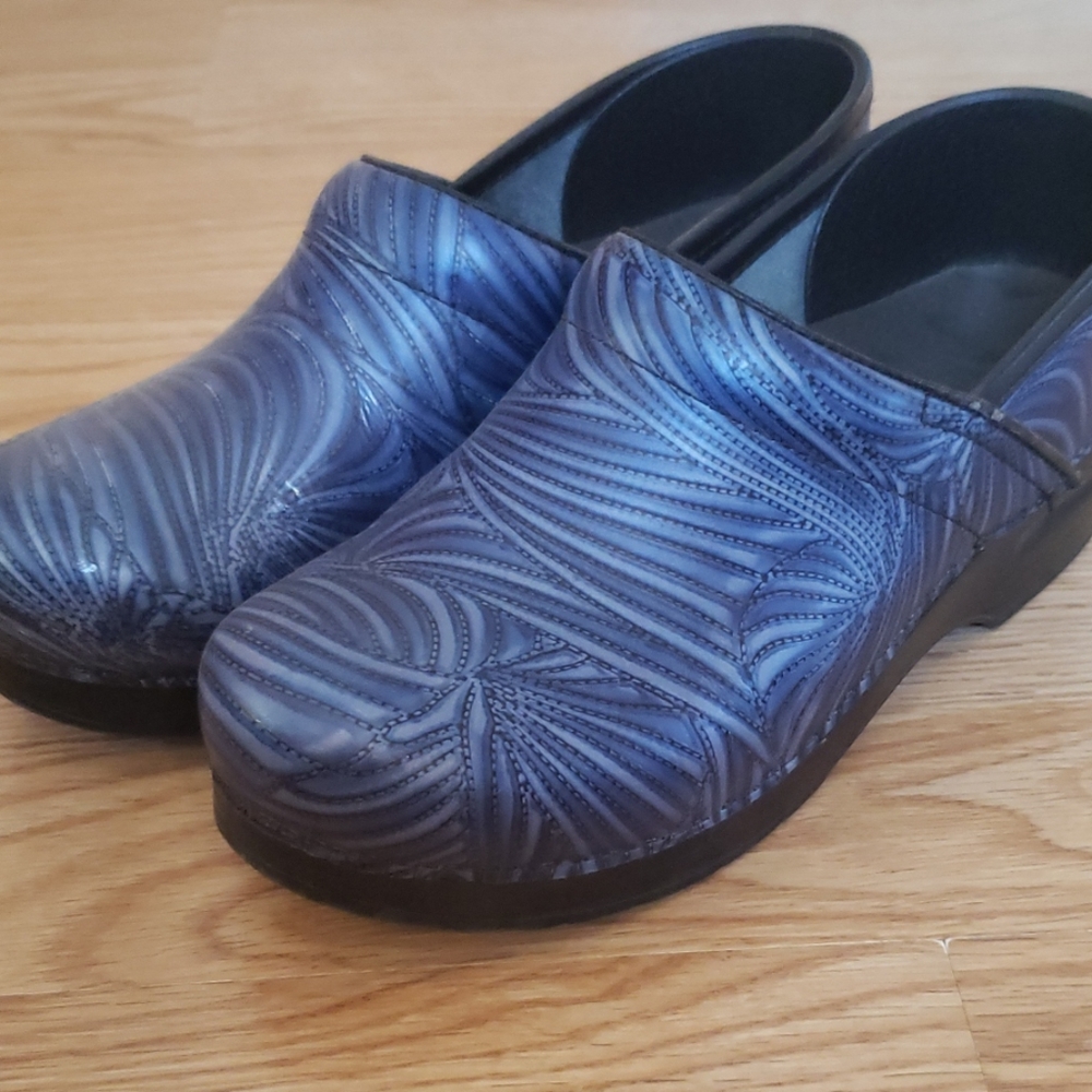 Dansko shoes